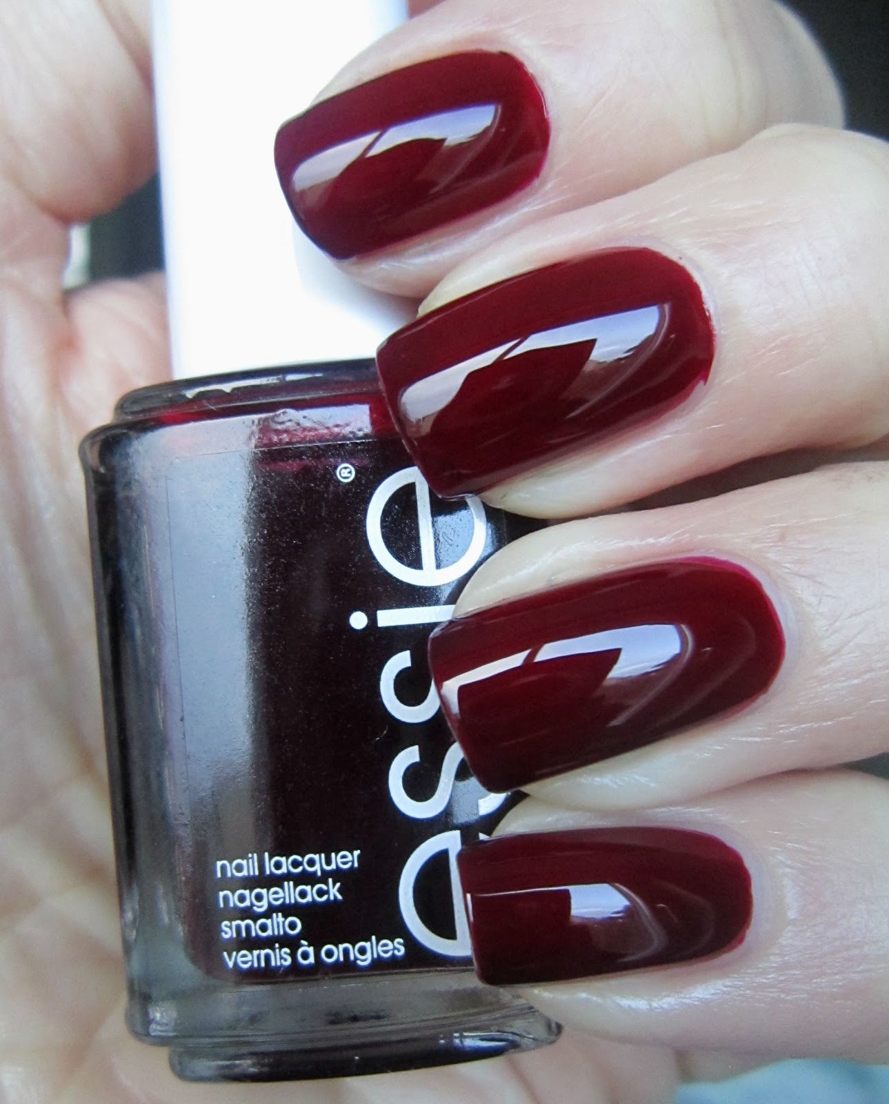 Essie Nail Polish Skirting The Issue 808