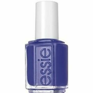 Sơn móng tay Essie Suit Retreat 900