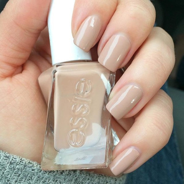 Sơn móng tay Essie Gel Couture #1038 At The Barre