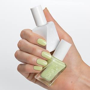 Sơn Móng Tay Essie Gel Couture #0245 Take A Walk